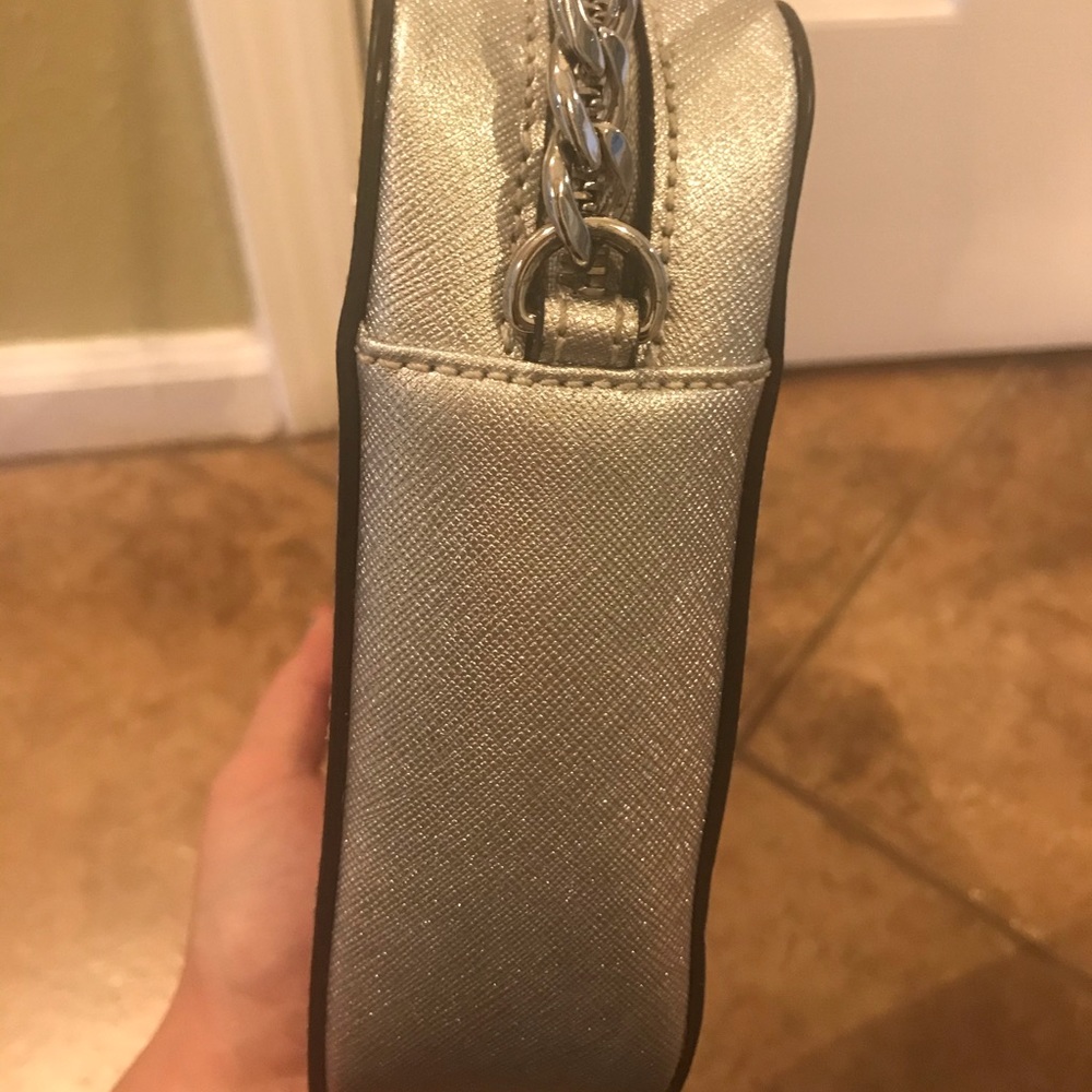 Michael Kors chain purse - Picture 7 of 10